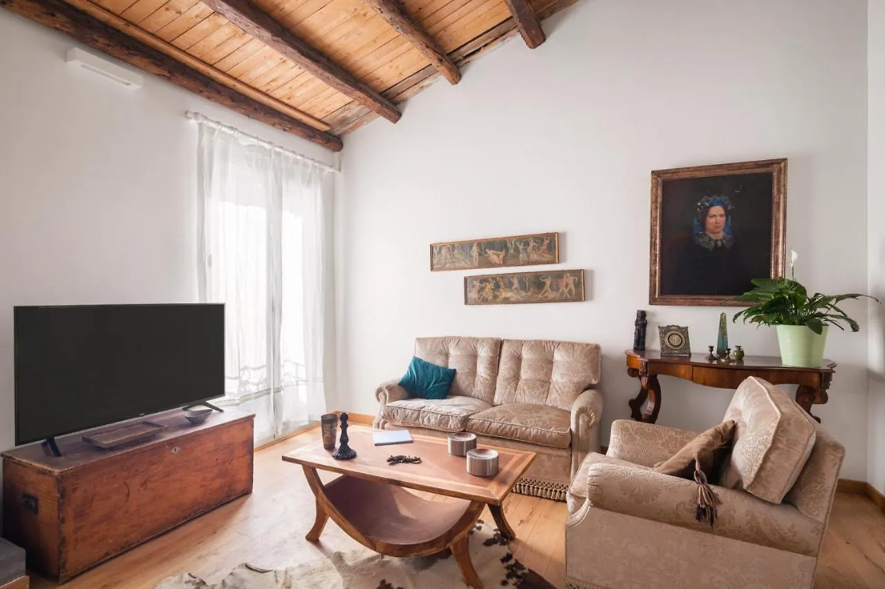 Conte Ruggero Apartment By Domusicily Palermo